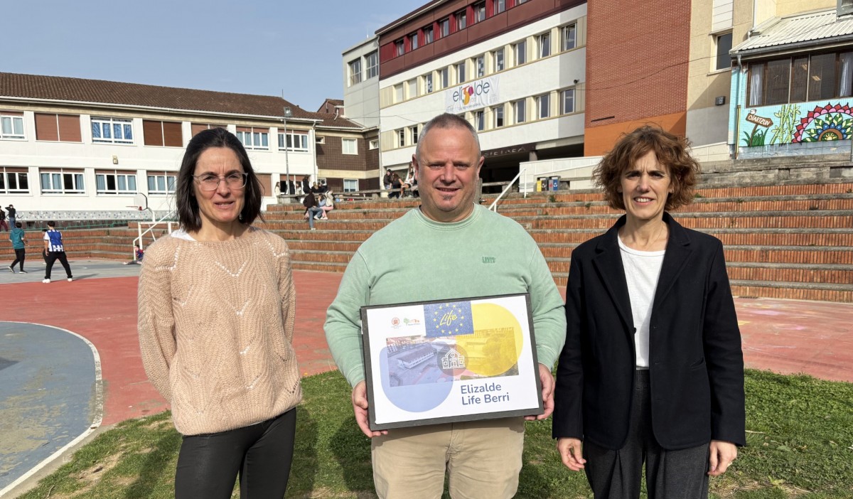 Elizalde ikastetxea erabat eraberritzeko aurreproiektua landu dute herri eskolak eta udalak elkarlanean